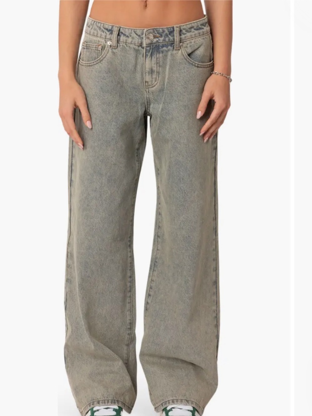 EDIKTED Magda Acid Wash Low Rise Jeans Small